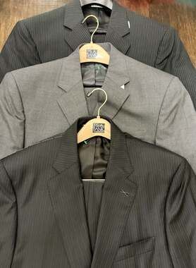 (3) NWT Jos A Bank Suits Mens 43R 37W Black Stripe Grey Wool 2Pc Retail $$2200